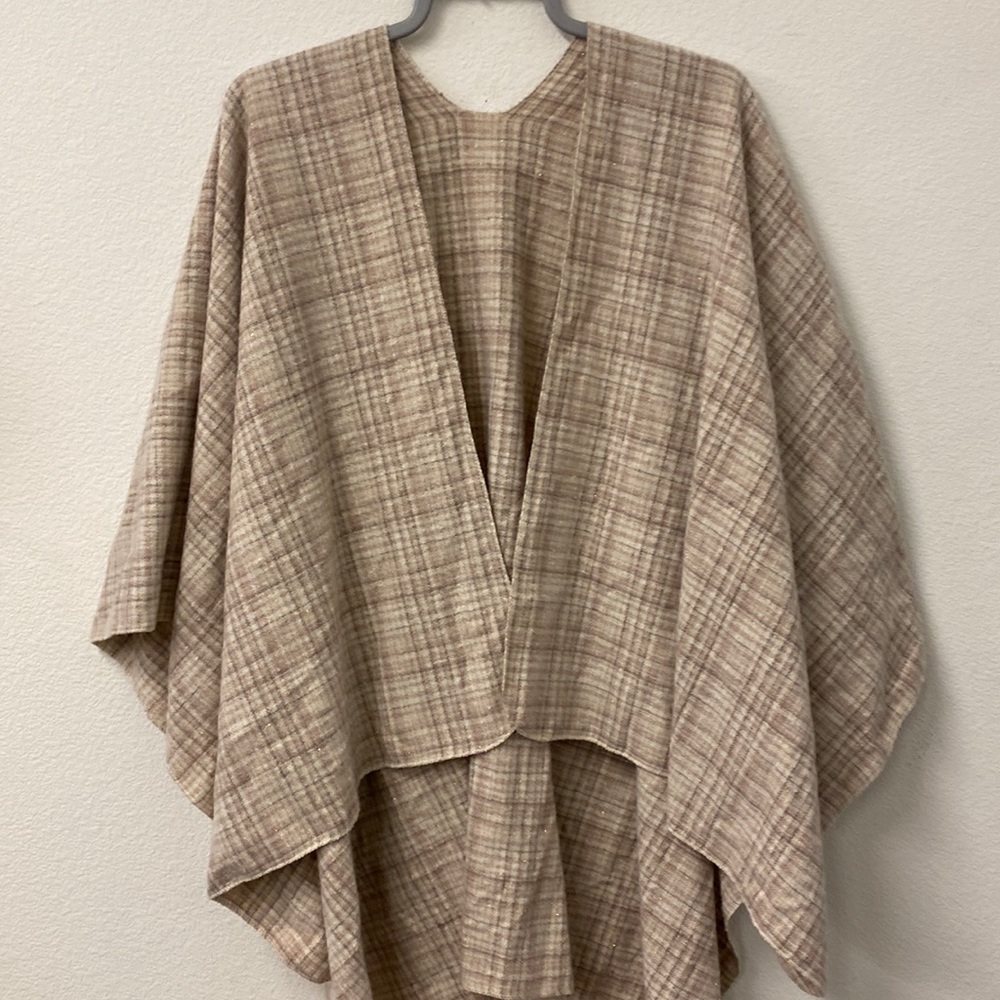Pretty Persuasions reversible Plaid Poncho